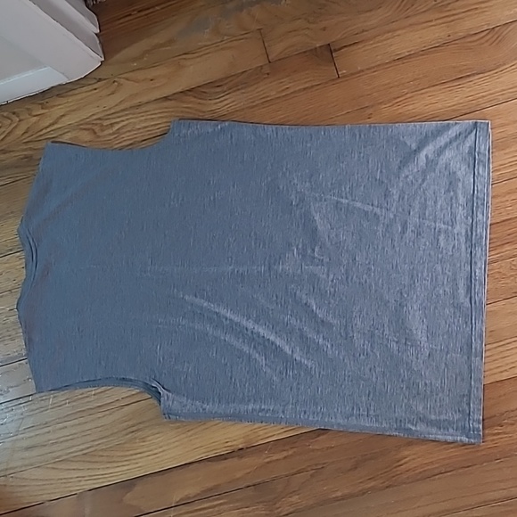 Nike Dri-fit (Gray, Medium) - Picture 3 of 3